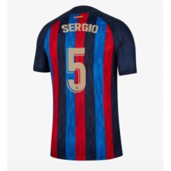 Barcelona Sergio Busquets #5 Thuis tenue Mensen 2022-23 Korte Mouw