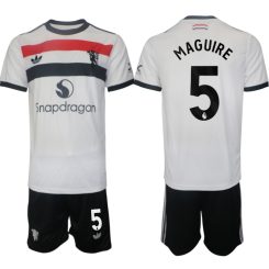 Manchester United Derde Shirt 2024-2025 Harry Maguire #5 Korte Mouw (+ Korte broeken) voordelig online kopen